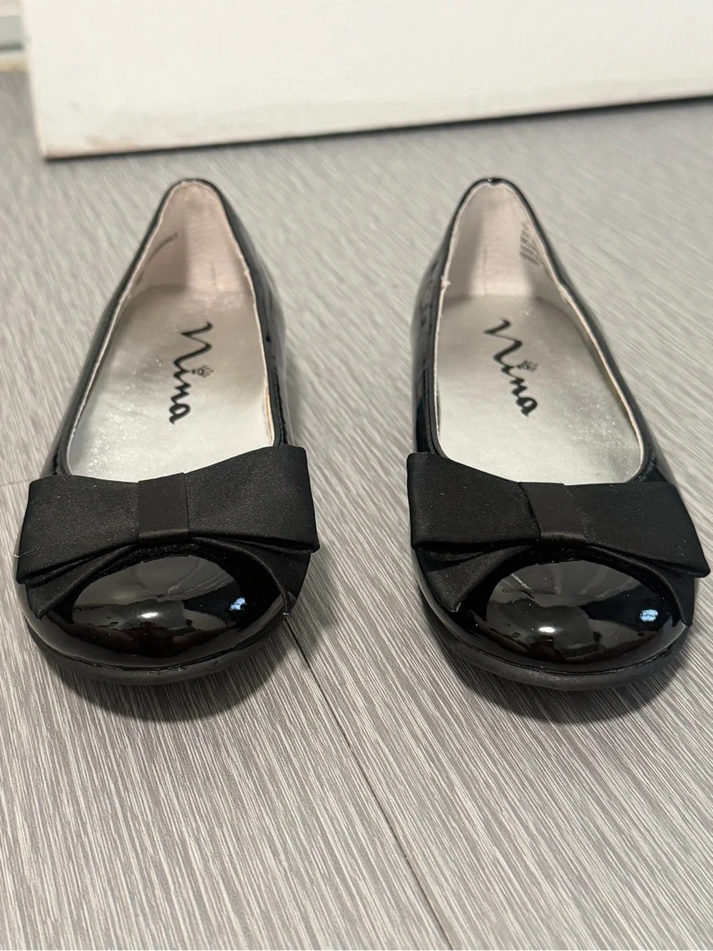 Nina Girls Black Patent Ballet Flats Satin Bow Dress Shoes Size 12.5 NWOB